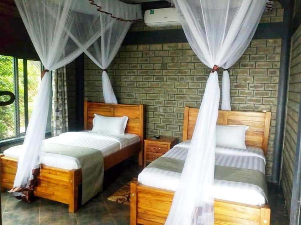 Gipir And Labongo Safari Lodge Ltd Pakwach Exterior foto
